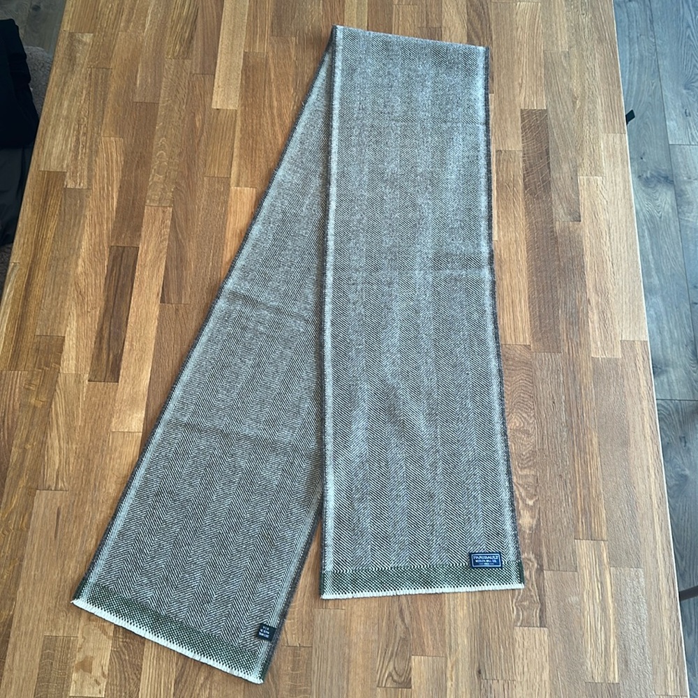 Faribault wool scarf NWOT